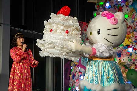 『キティリボンバルーンケーキ』をプレゼントの画像