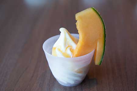 『赤肉メロンのプティパフェ』画像