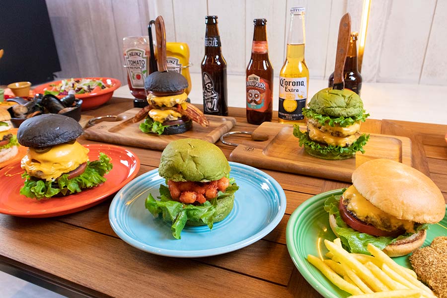 ビジュアル重視のグルメバーガー画像