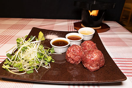 『生ハンバーグ』サムネイル写真