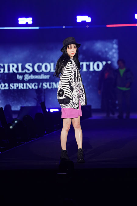 堀未央奈の画像