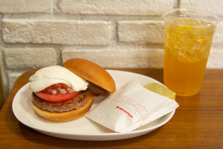 『白いモスバーガー』写真