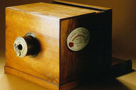 日本カメラ博物館